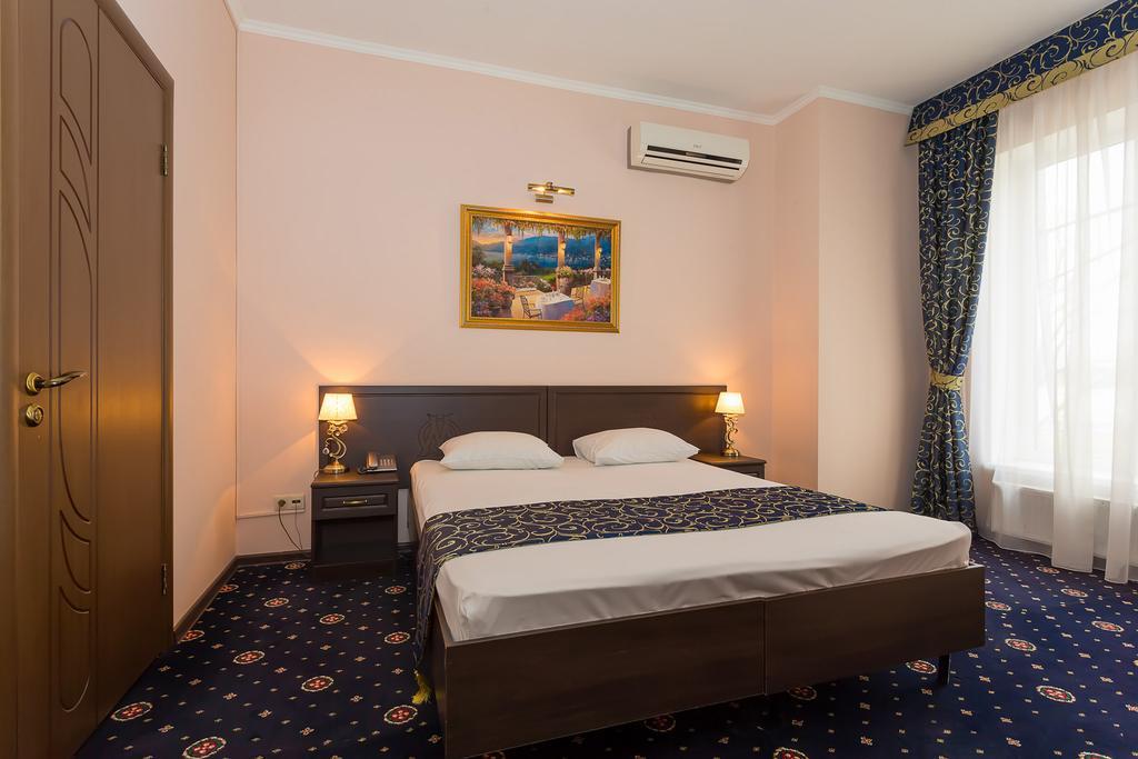 Maximus Hotel Krasnodar Bilik gambar